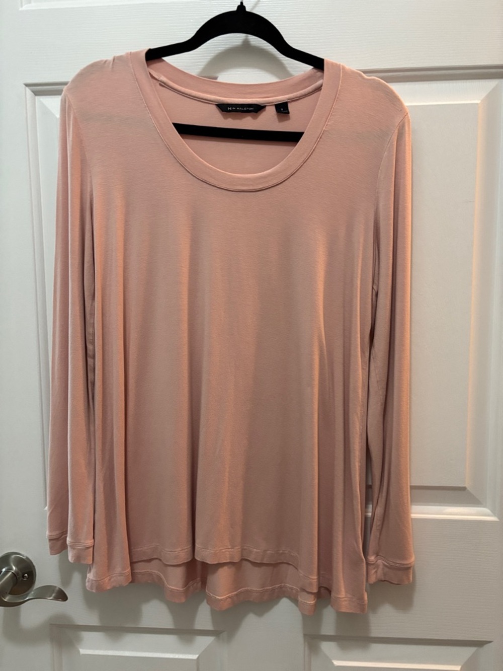 H by Halston Long Sleeve Scoop Neck Top in Blush Pink Stretchy Top